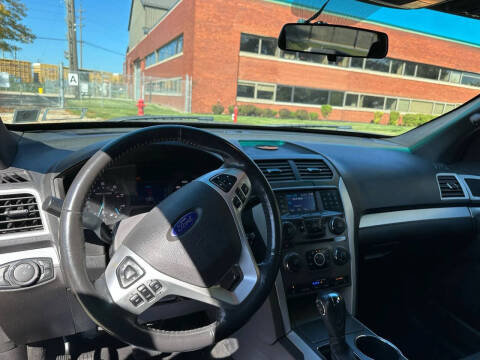 2012 Ford Explorer XLT