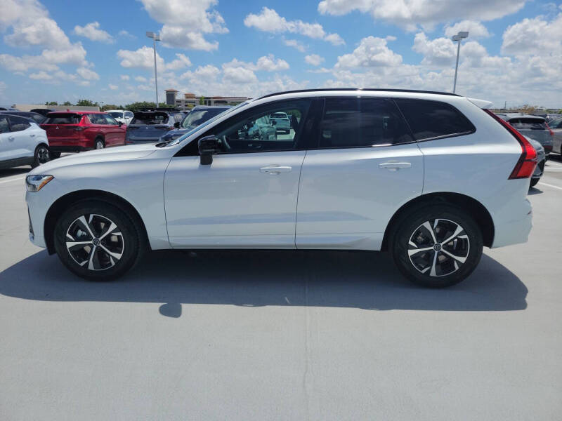 2026 Volvo XC60 B5 Core