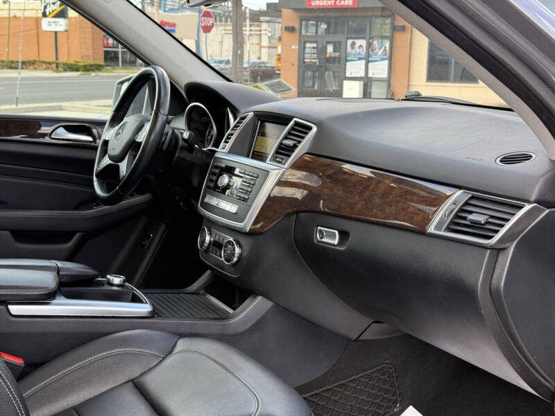 2012 Mercedes-Benz M-Class ML 350