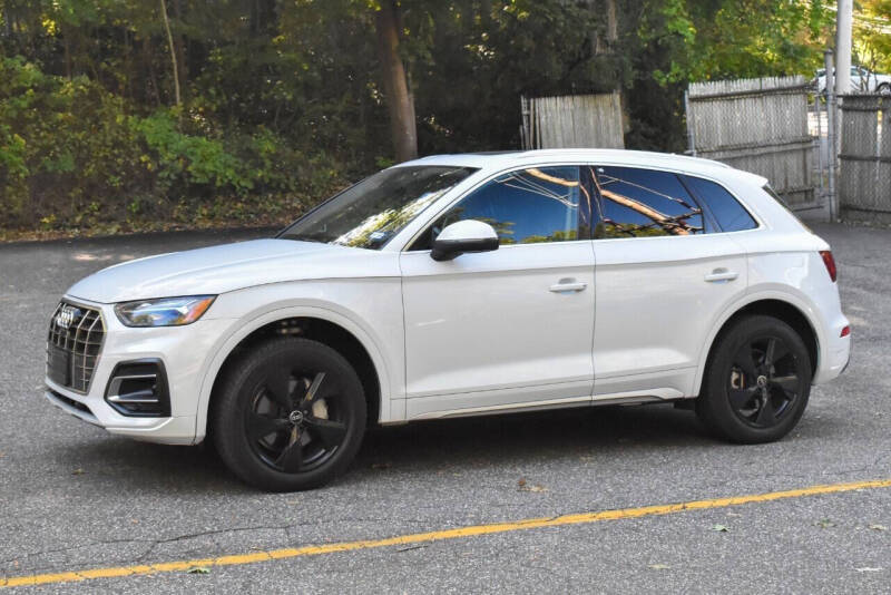 2023 Audi Q5 quattro Premium Plus 40 TFSI