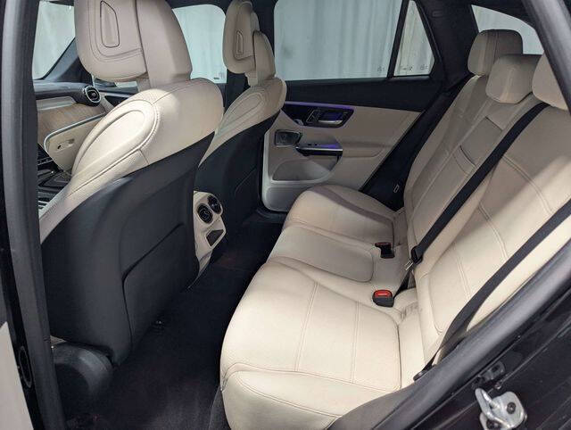 2023 Mercedes-Benz GLC GLC 300