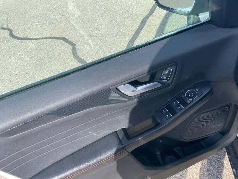 2023 Ford Escape ST-Line