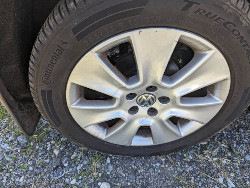 2008 Volkswagen New Beetle S