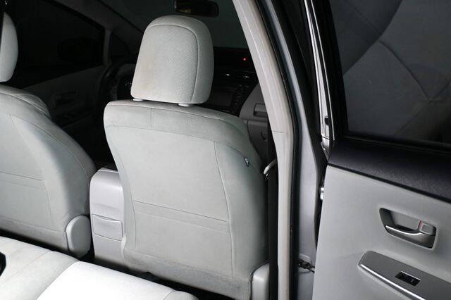 2013 Toyota Prius v Three