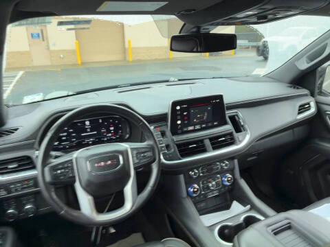 2022 GMC Yukon XL SLT