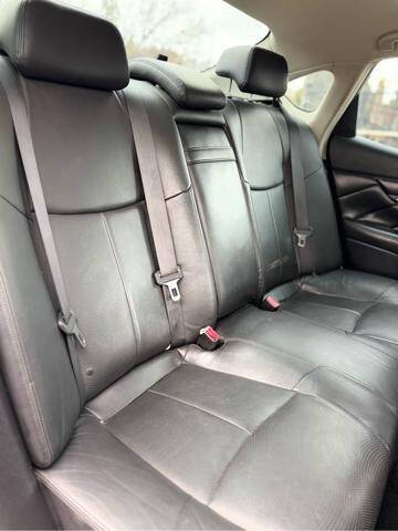 2015 Infiniti Q70 3.7