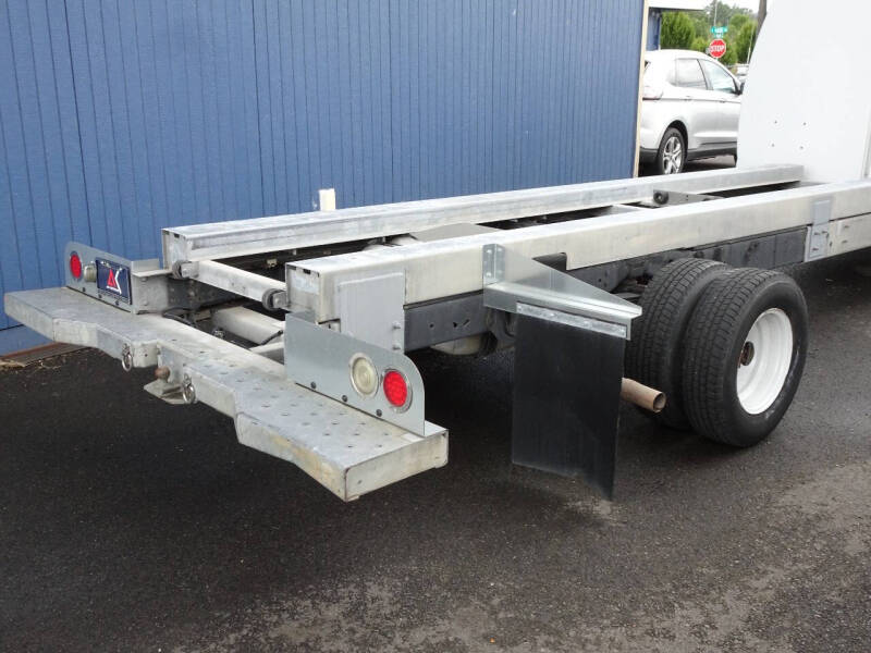 2011 Ford E-Series E-450 SD