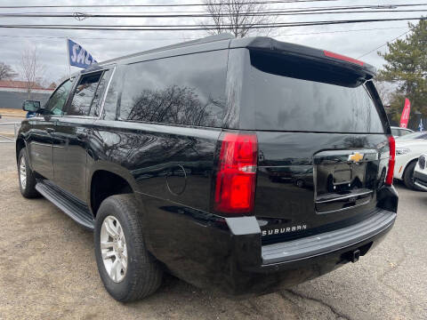 2019 Chevrolet Suburban LT