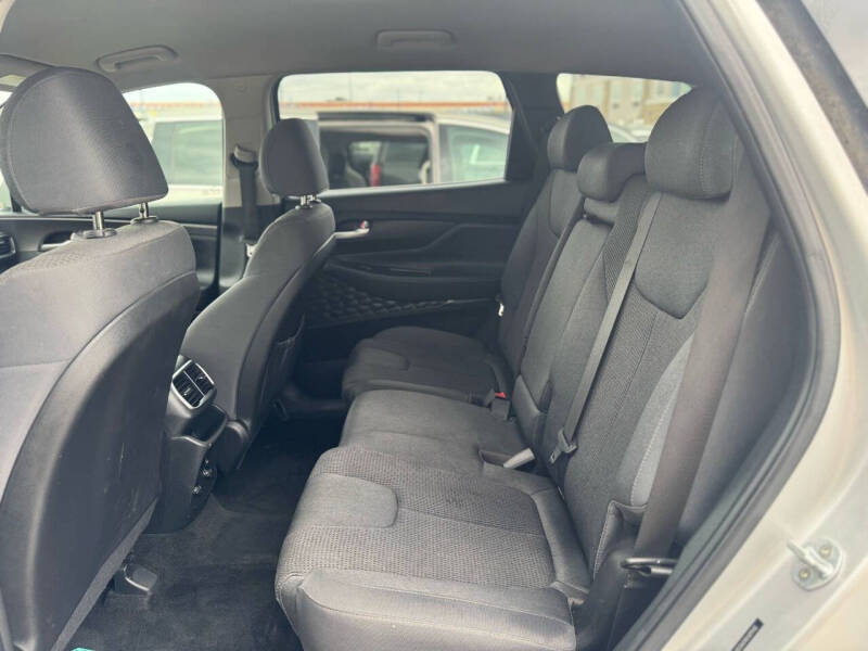 2019 Hyundai Santa Fe SE 2.4L