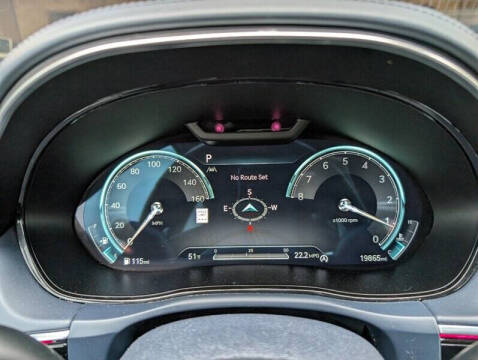 2023 Genesis GV70 2.5T Standard