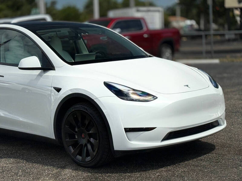 2023 Tesla Model Y Long Range