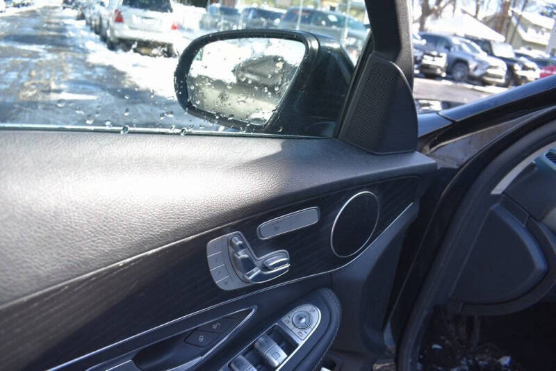 2016 Mercedes-Benz C-Class