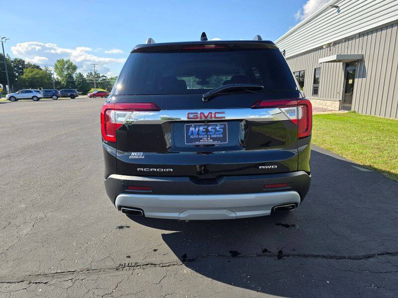 2022 GMC Acadia SLE