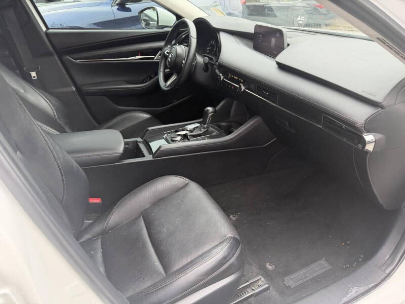 2022 Mazda Mazda3 Sedan Premium