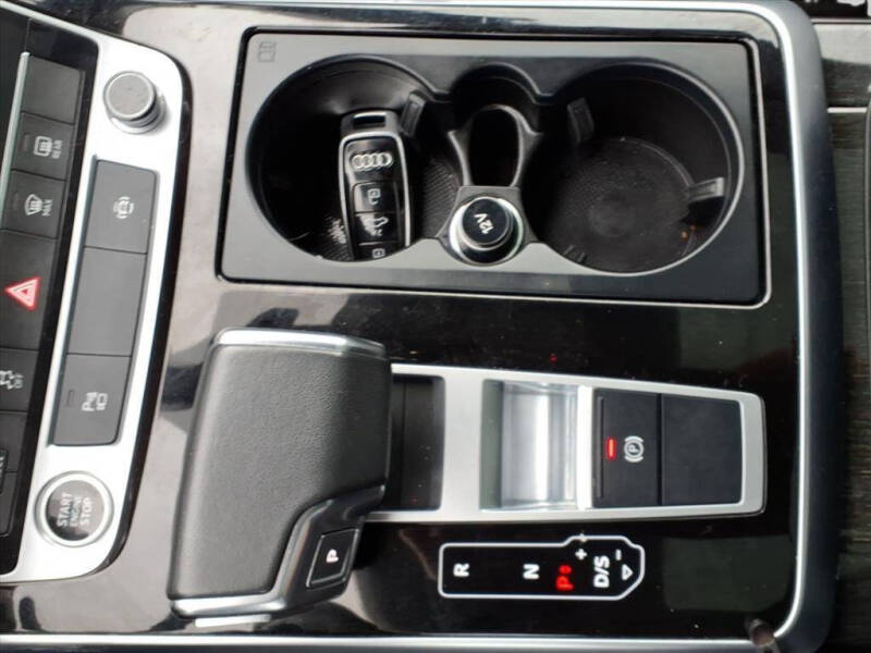 2023 Audi Q7 quattro Premium Plus 55 TFSI