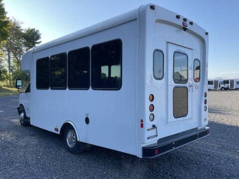 2022 Chevrolet Express 4500