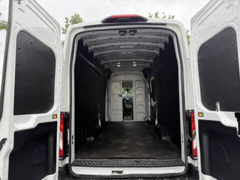 2024 Ford Transit 250