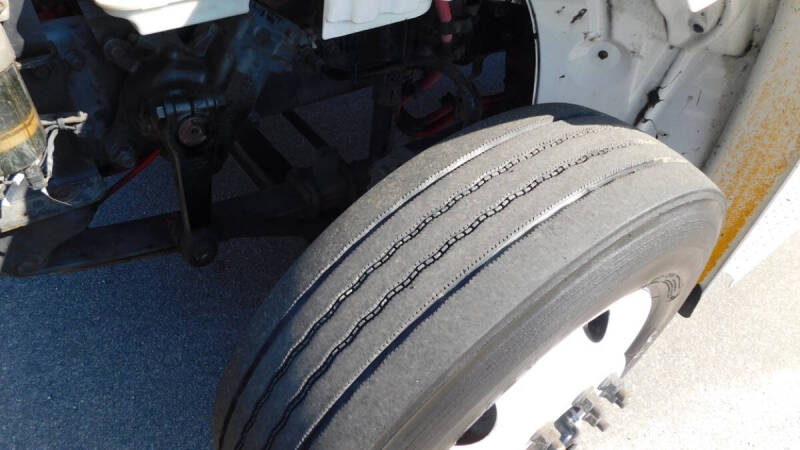 2018 Freightliner M2 106