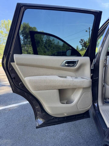2015 Nissan Pathfinder SV