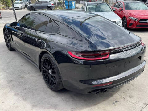 2019 Porsche Panamera