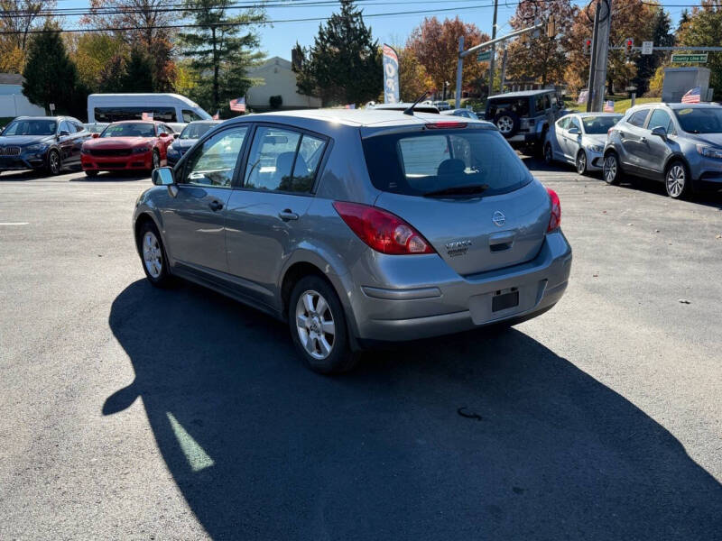 2009 Nissan Versa 1.8 S