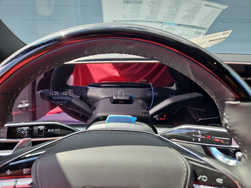 2026 Cadillac LYRIQ-V