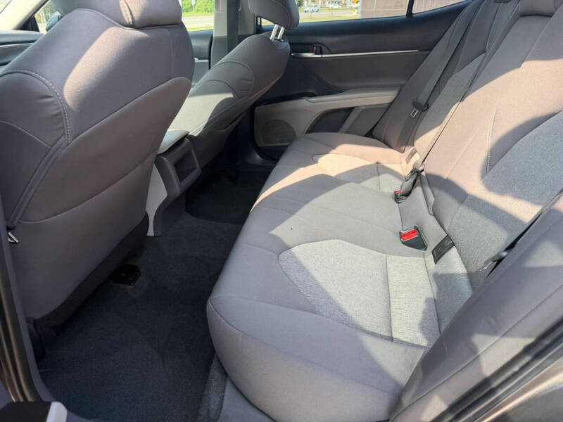 2022 Toyota Camry LE