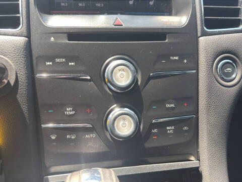 2013 Ford Taurus SEL