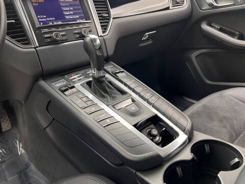 2016 Porsche Macan S