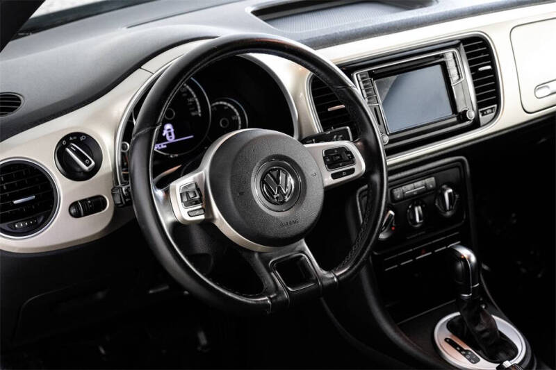 2016 Volkswagen Beetle 1.8T SE