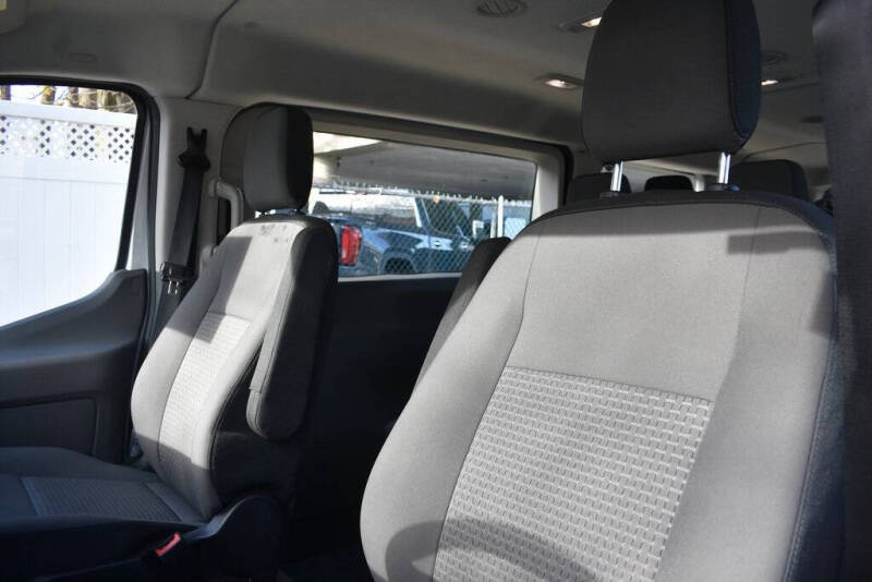 2024 Ford Transit 350 XLT