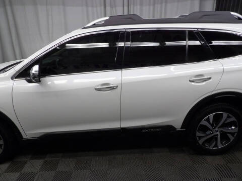 2022 Subaru Outback Touring XT
