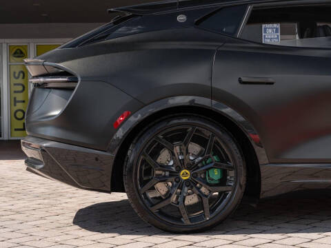 2025 Lotus Eletre Carbon