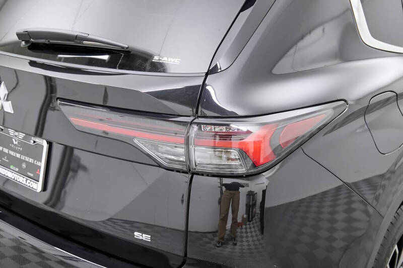 2026 Mitsubishi Outlander SE