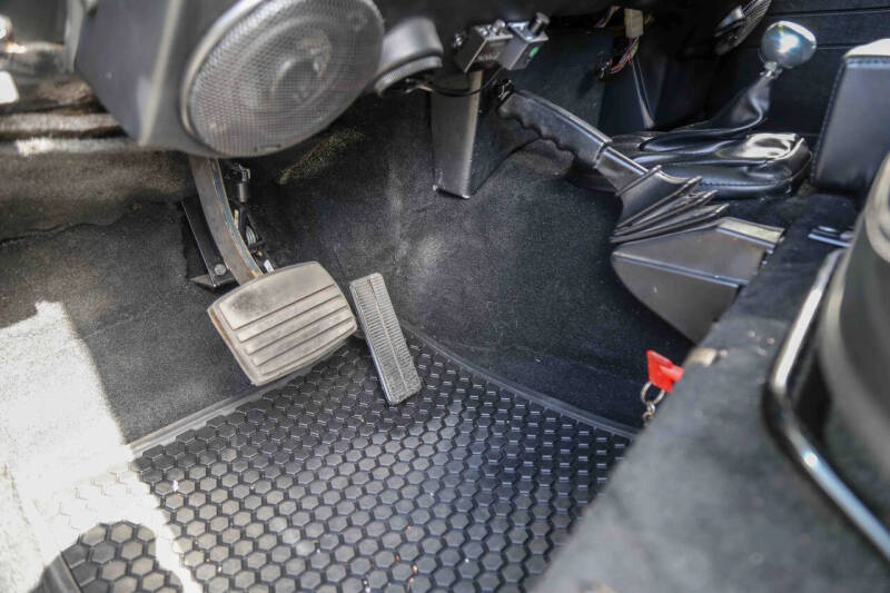 1984 Land Rover Defender