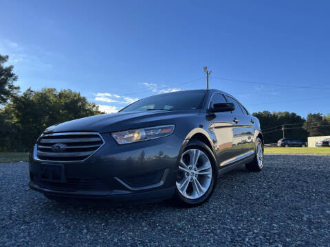 2017 Ford Taurus SE