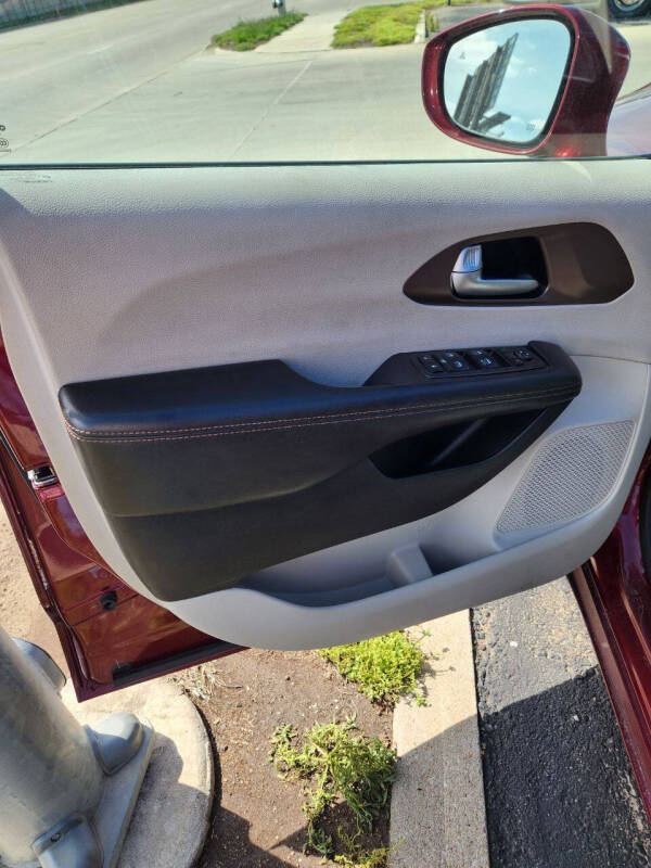 2017 Chrysler Pacifica Touring Plus