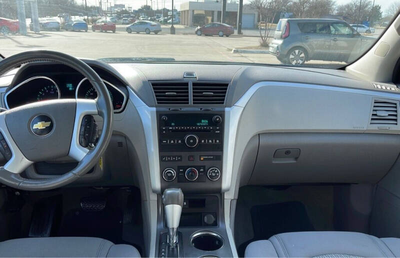 2010 Chevrolet Traverse LT