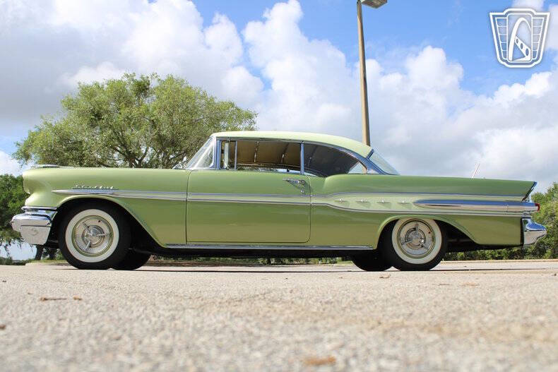 1957 Pontiac Star Chief