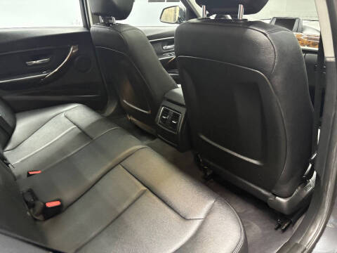 2016 BMW 3 Series 320i xDrive