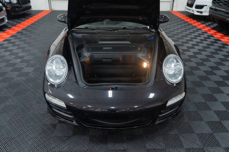 2012 Porsche 911 Carrera 4
