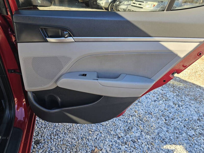 2019 Hyundai Elantra SEL