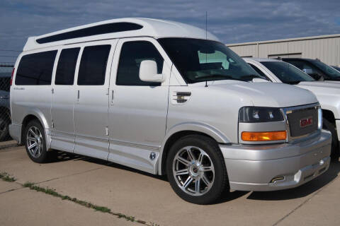 2017 GMC Savana for sale at Lipscomb Auto Center in Bowie TX