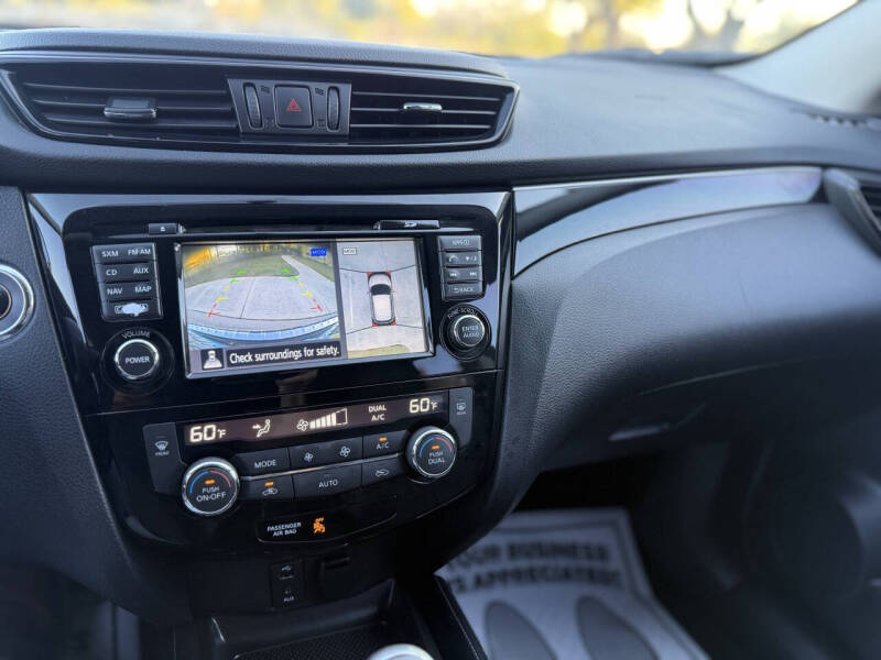 2017 Nissan Rogue Sport SL