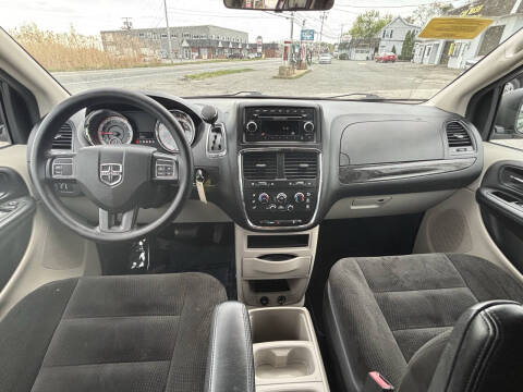 2015 Dodge Grand Caravan American Value Package