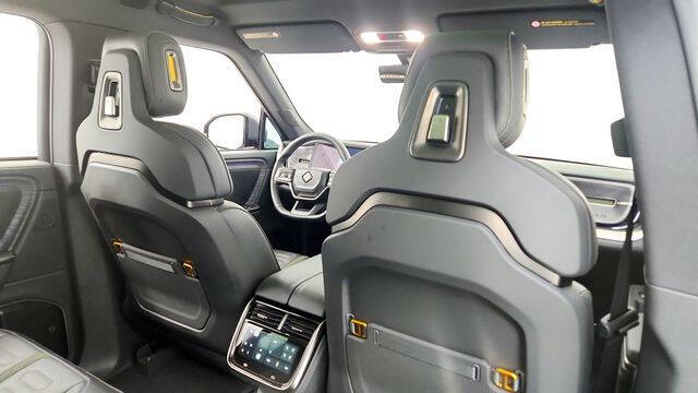 2026 Rivian R1S Adventure