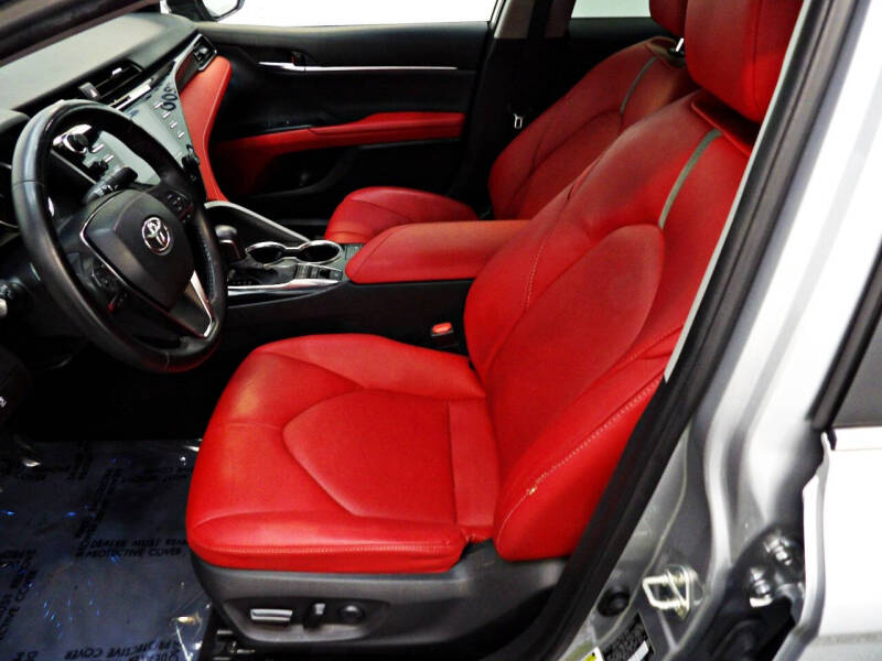 2020 Toyota Camry XSE