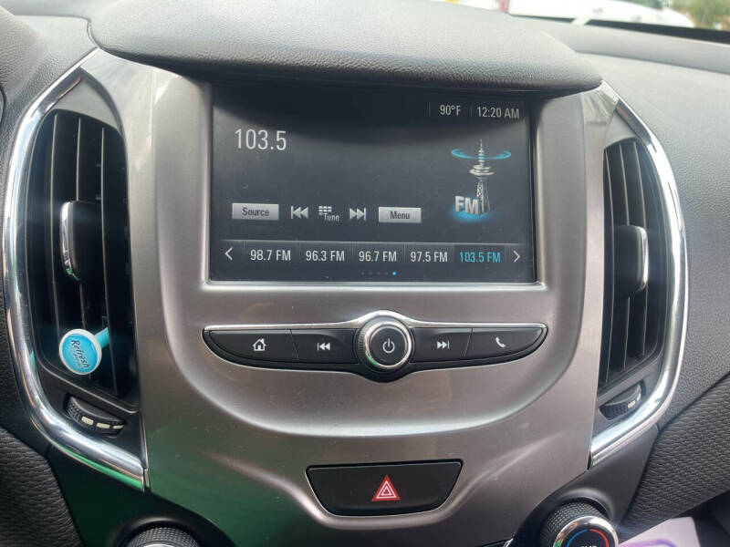 2018 Chevrolet Cruze LT Auto