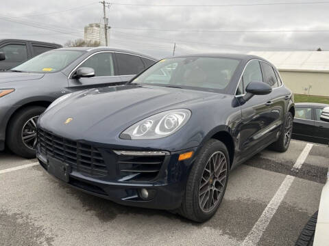 2017 Porsche Macan for sale at Coast to Coast Imports in Fishers IN