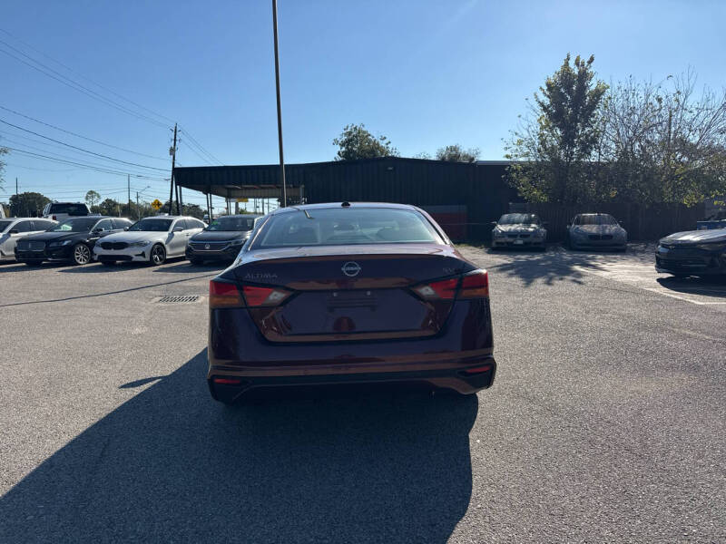 2023 Nissan Altima 2.5 SV